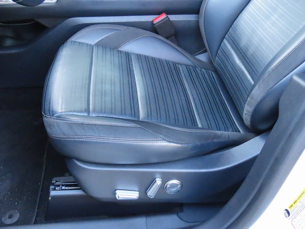 Used 2024 Lincoln Nautilus Reserve w/ Jet Appearance Package (87T) image 42