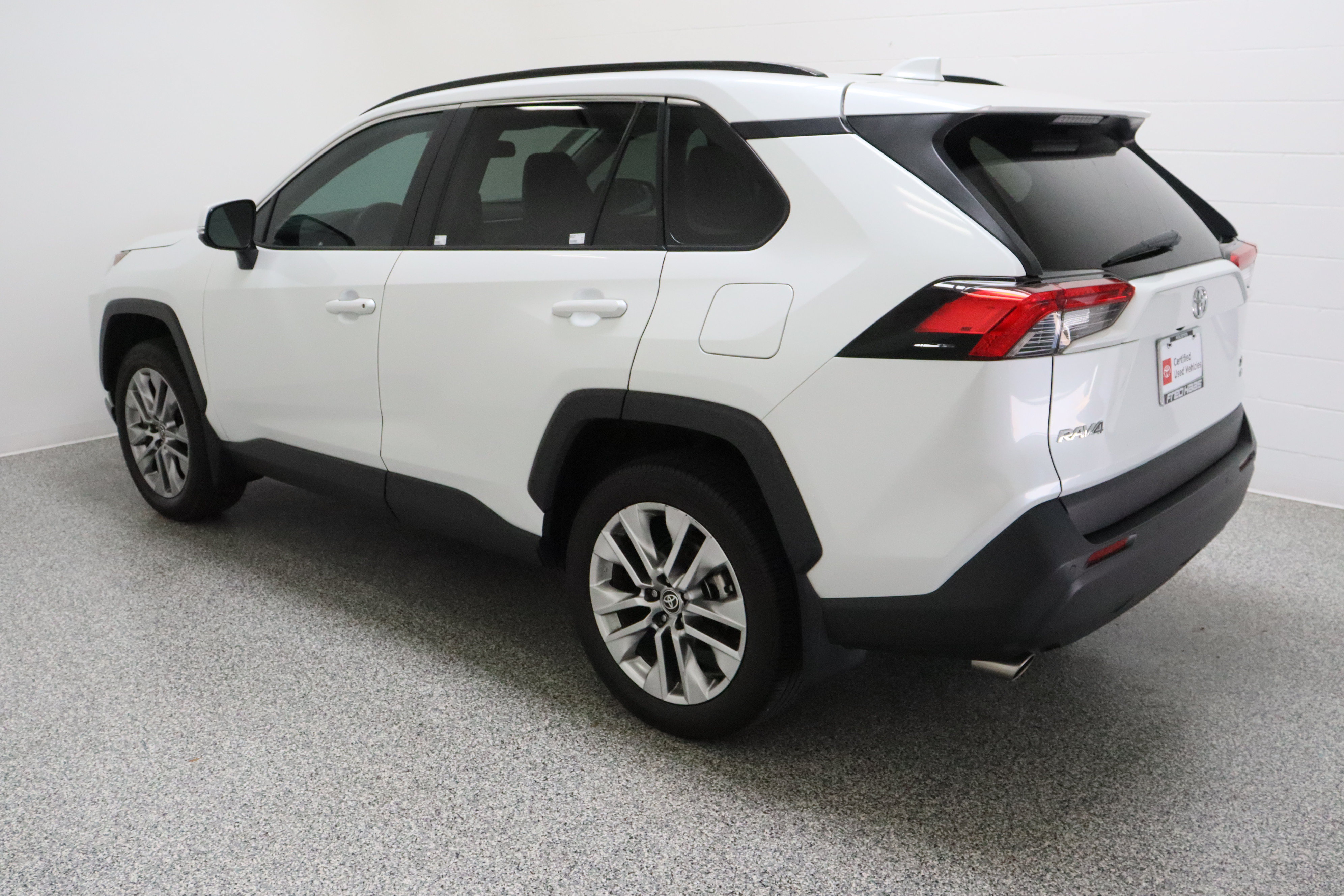 Certified 2025 Toyota RAV4 XLE Premium w/ Weather Package AWD/4WD image 9
