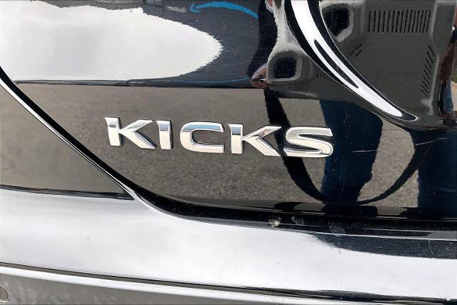 Certified 2021 Nissan Kicks SV image 9