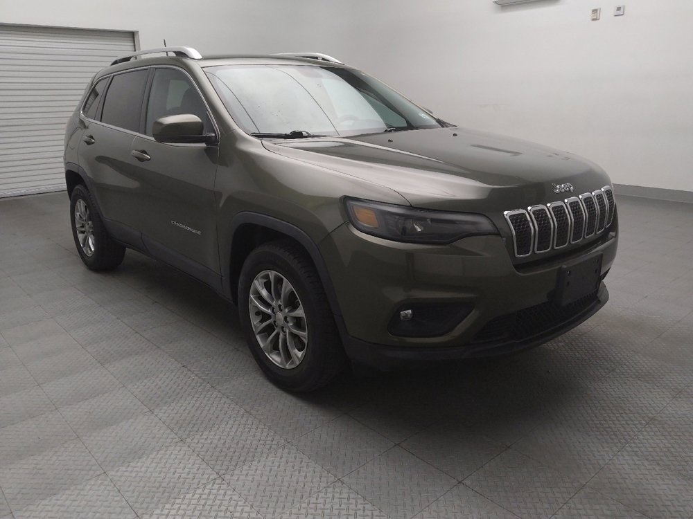 Used 2020 Jeep Cherokee Latitude Plus image 13