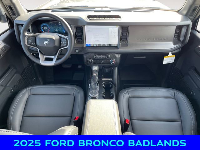 New 2025 Ford Bronco Badlands w/ Black Appearance Package image 10