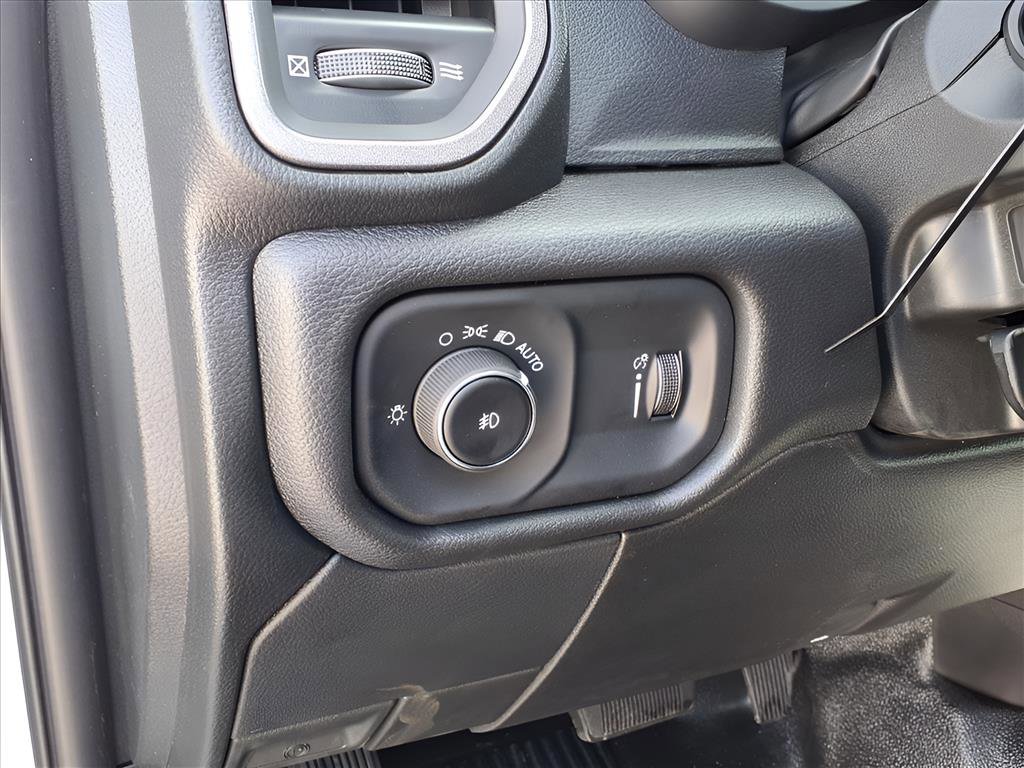 New 2026 RAM 5500 Tradesman w/ Chrome Appearance Group image 10