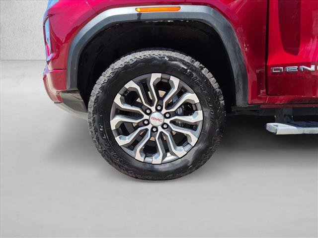 Used 2026 GMC Canyon Denali AWD/4WD image 9