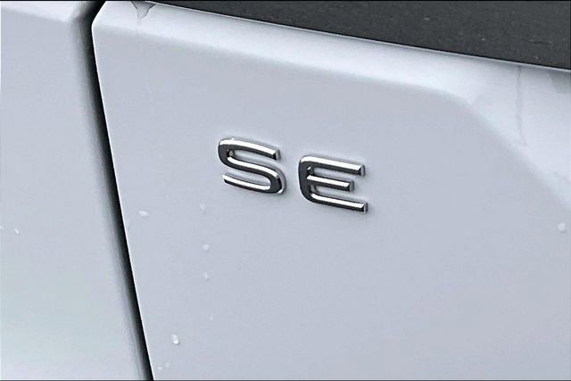 Used 2024 Volkswagen Atlas SE image 24