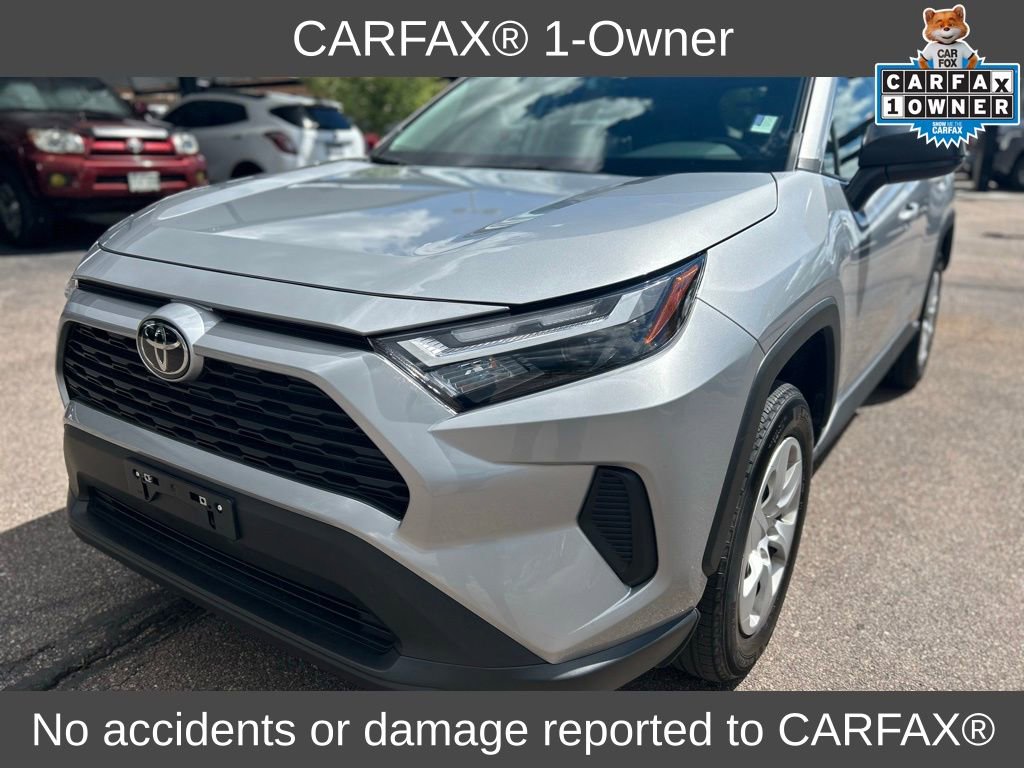 Used 2024 Toyota RAV4 LE video 2