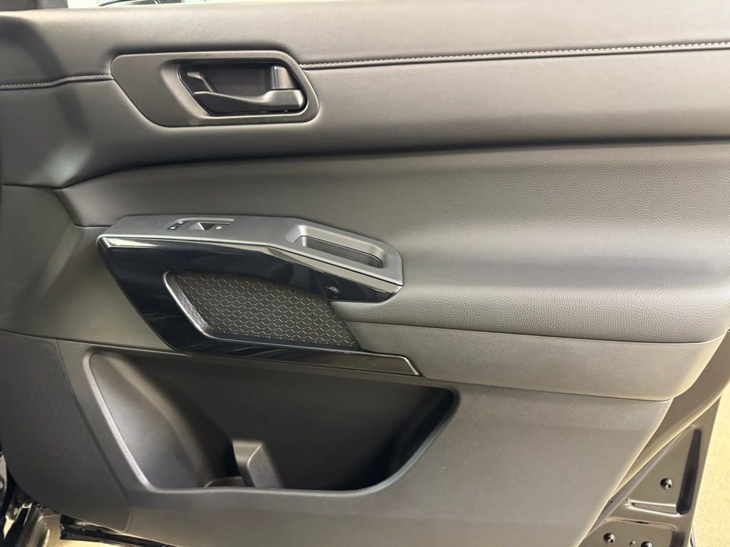 New 2026 Nissan Pathfinder SV image 27