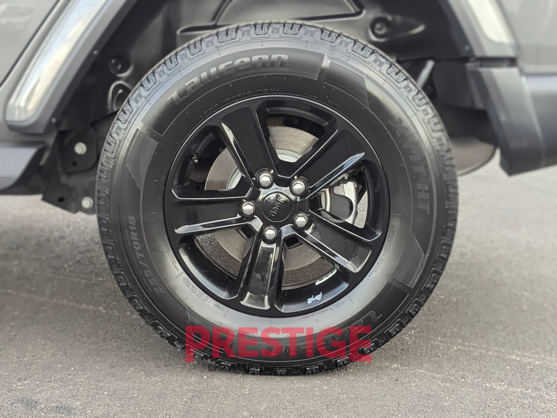 Used 2020 Jeep Wrangler Unlimited Sahara AWD/4WD image 16