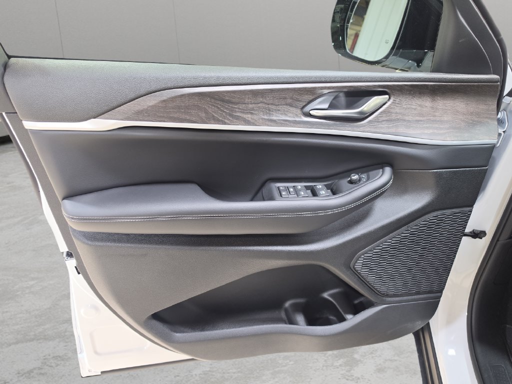 New 2027 Jeep Grand Cherokee 4WD image 11
