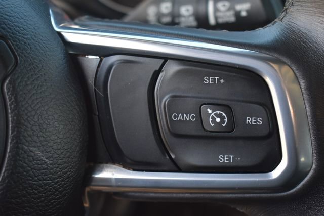 Used 2022 Jeep Wrangler Unlimited Sahara image 25