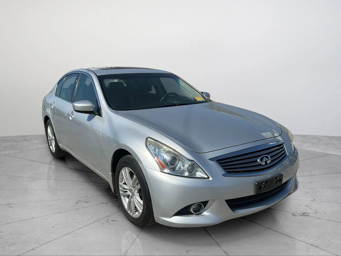 Used 2011 INFINITI G25 x w/ Moonroof Pkg image 16