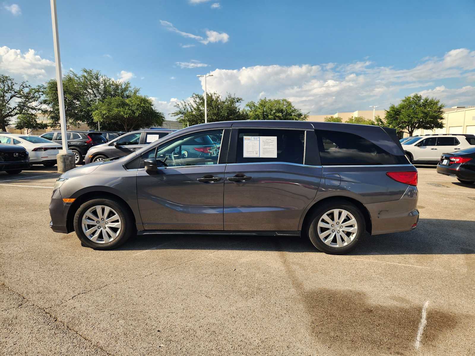 Used 2018 Honda Odyssey LX image 4
