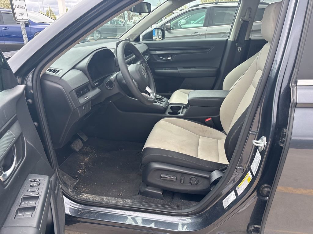 Used 2025 Honda CR-V EX image 8