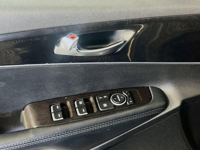 Used 2017 Kia Sorento LX image 12