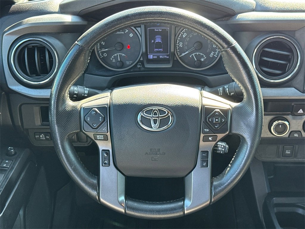 Used 2019 Toyota Tacoma TRD Off-Road image 23