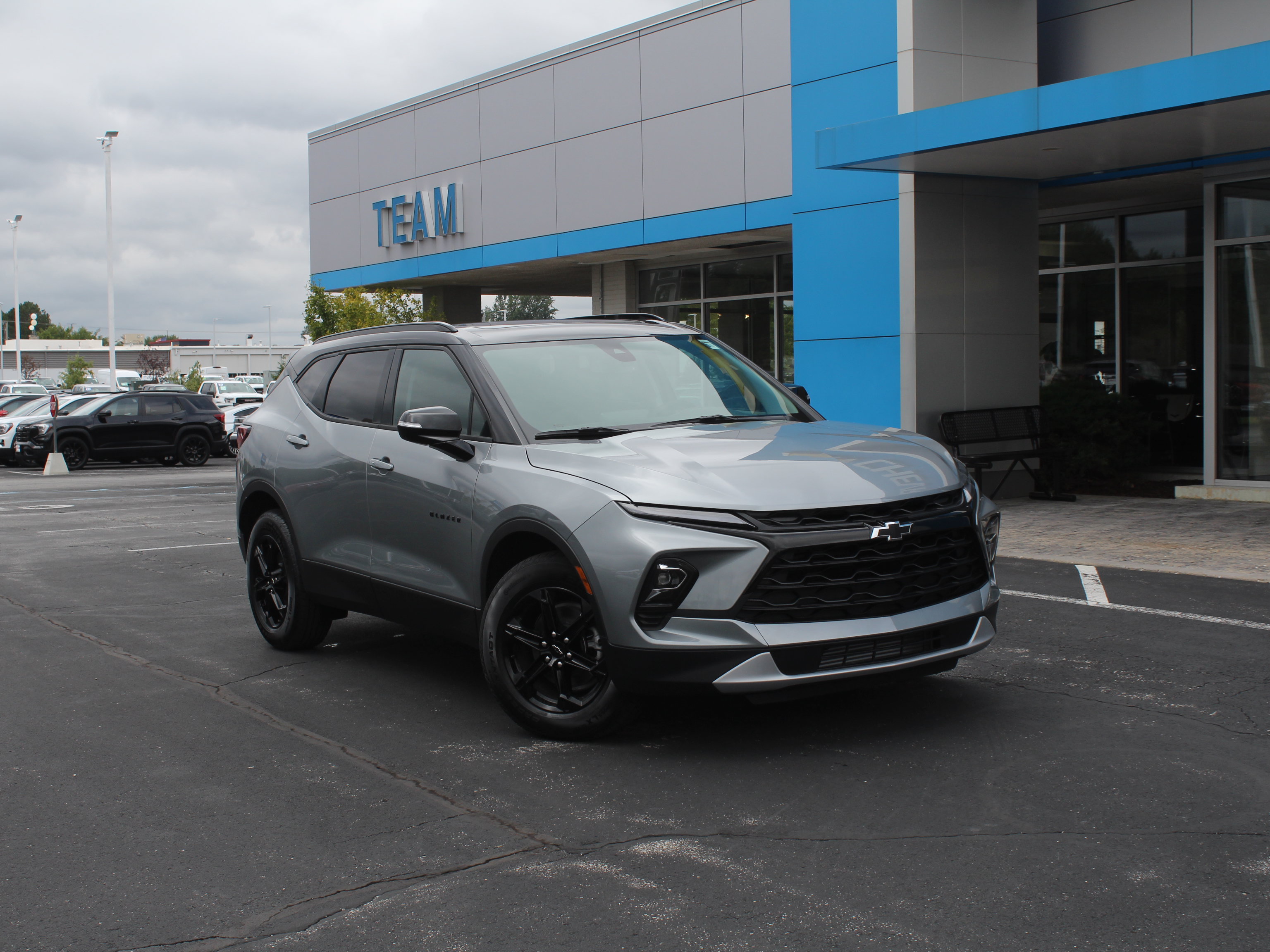New 2026 Chevrolet Blazer LT w/ Midnight/Sport Edition AWD/4WD image 4