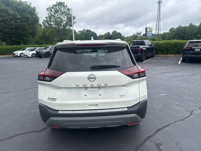 Used 2023 Nissan Rogue SV w/ SV Premium B Package FWD image 7