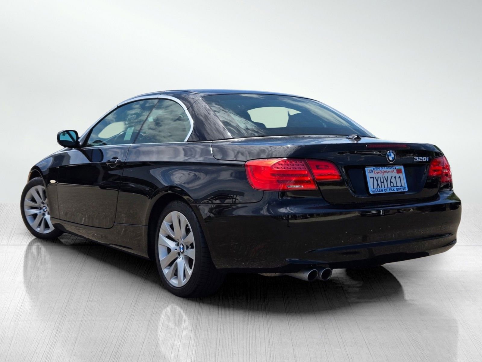 Used 2011 BMW 328i Convertible RWD image 9