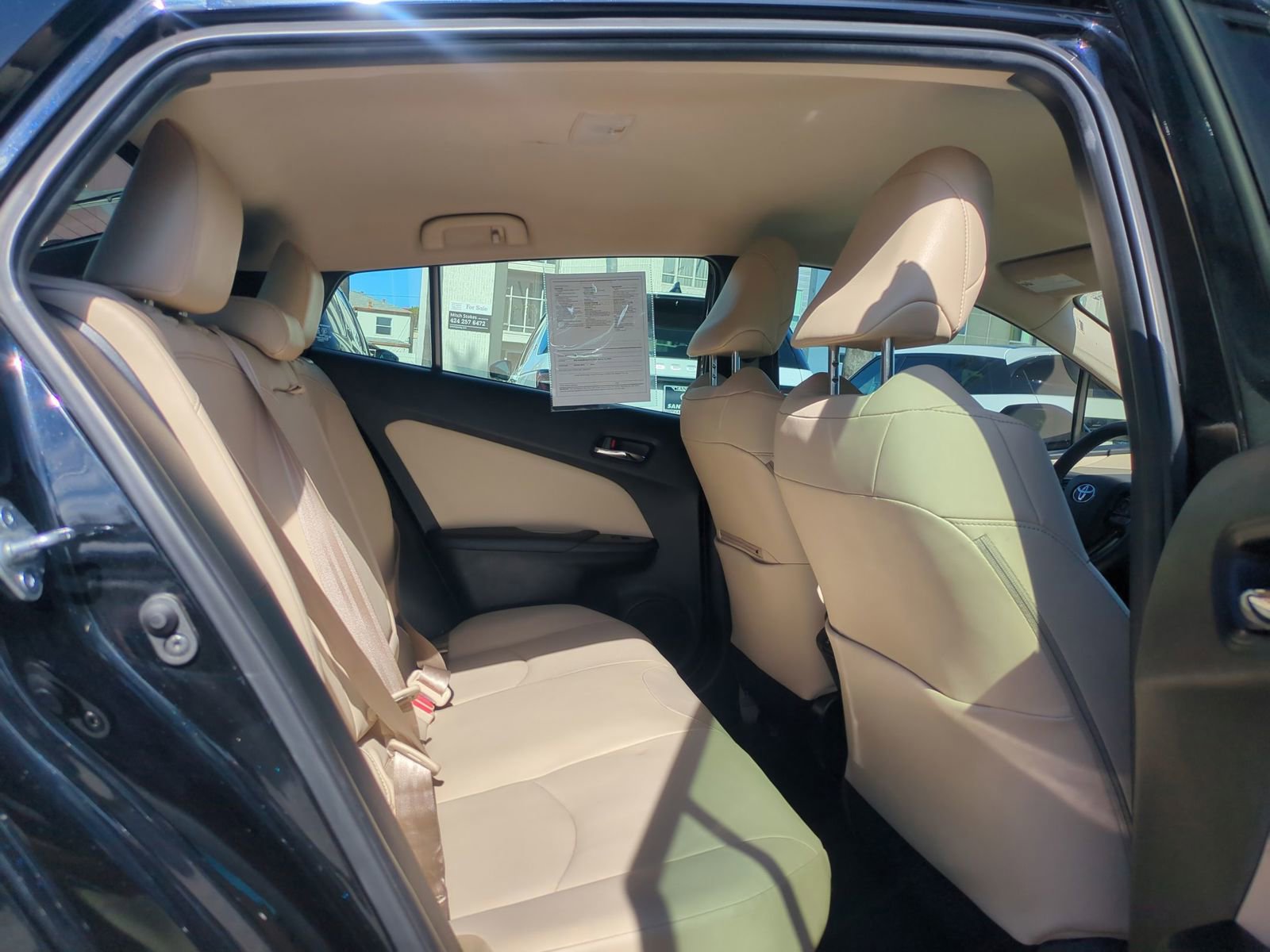 Used 2022 Toyota Prius Limited image 28