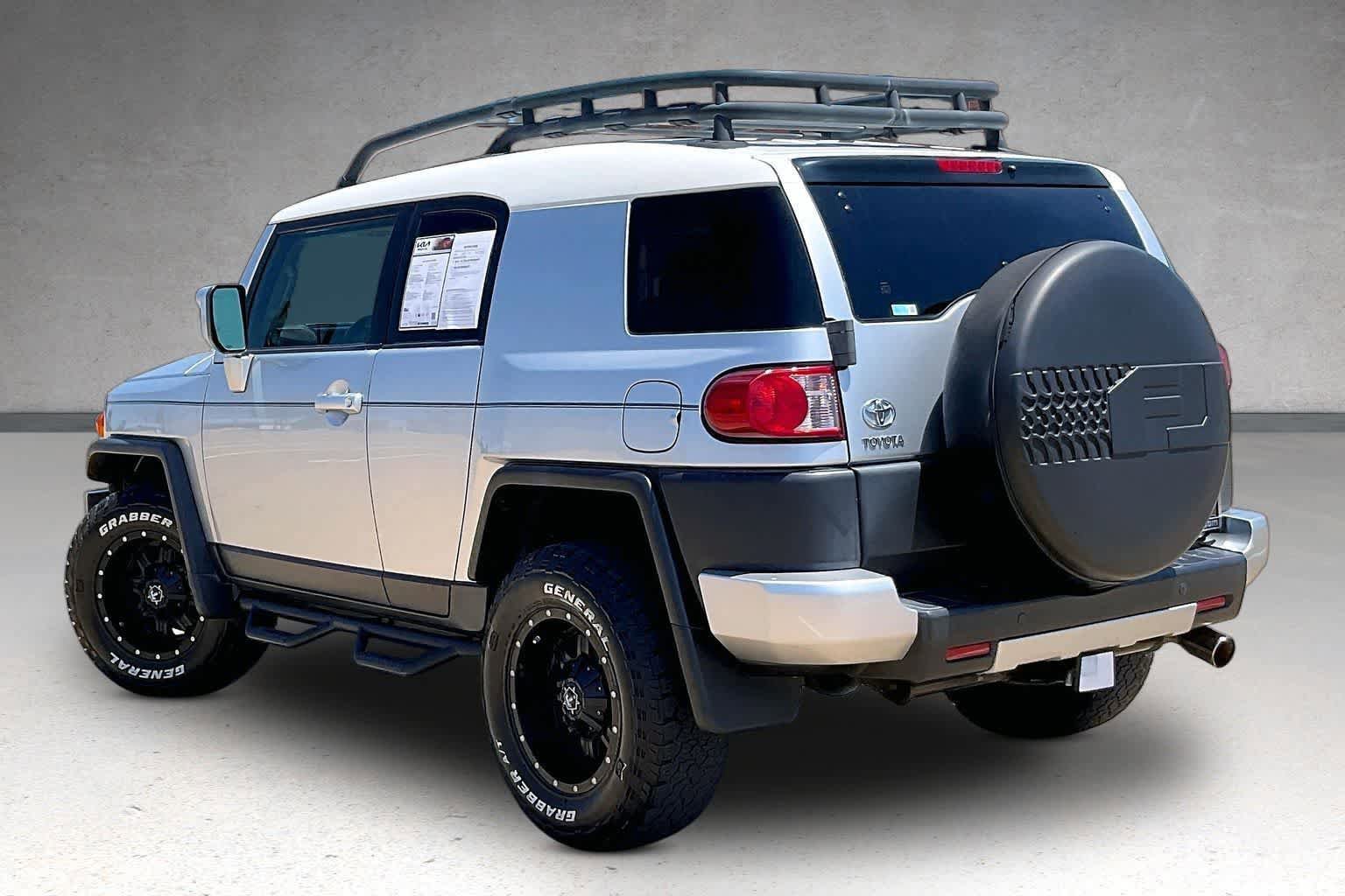 Used 2008 Toyota FJ Cruiser 4WD image 4