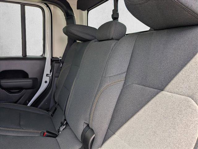 New 2026 Jeep Gladiator Sport image 15