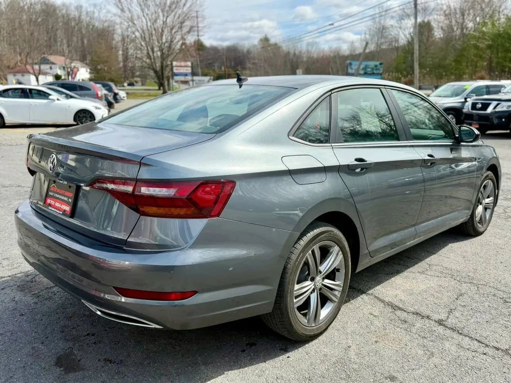 Used 2019 Volkswagen Jetta R-Line image 8