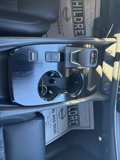 Used 2021 Nissan Rogue Platinum image 25