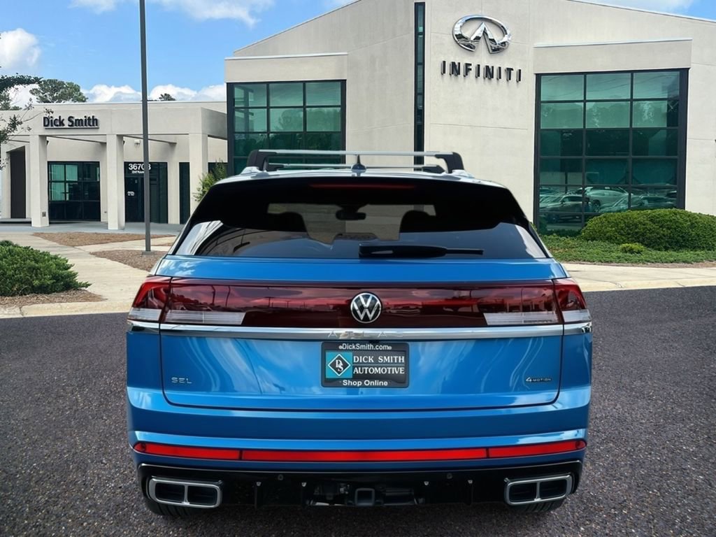 Used 2024 Volkswagen Atlas Cross Sport SEL R-Line image 4