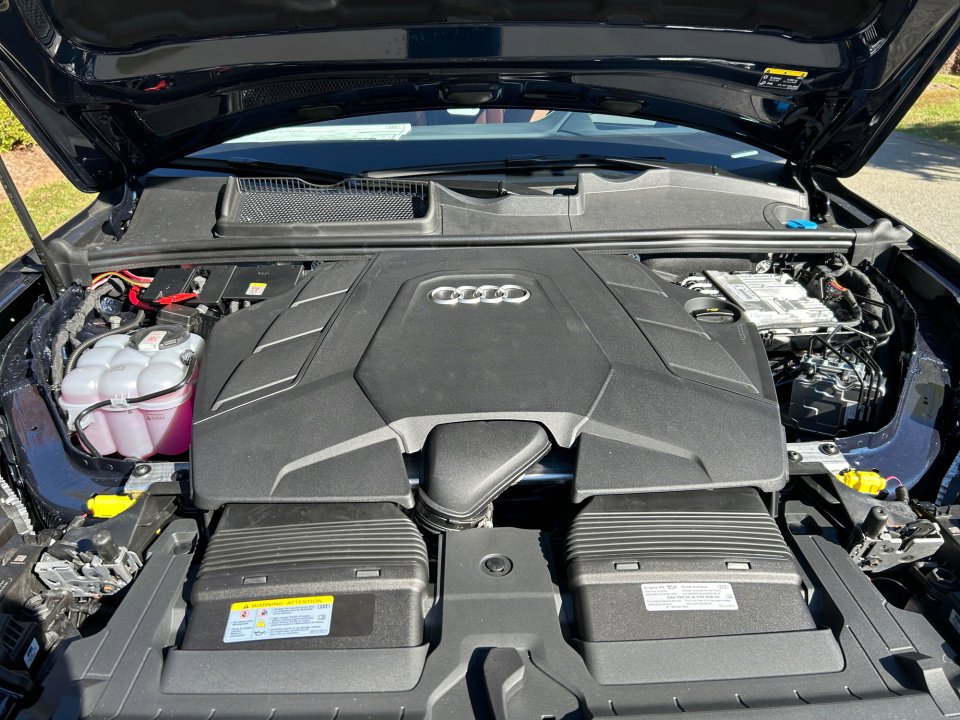 New 2026 Audi Q7 3.0T Prestige image 16