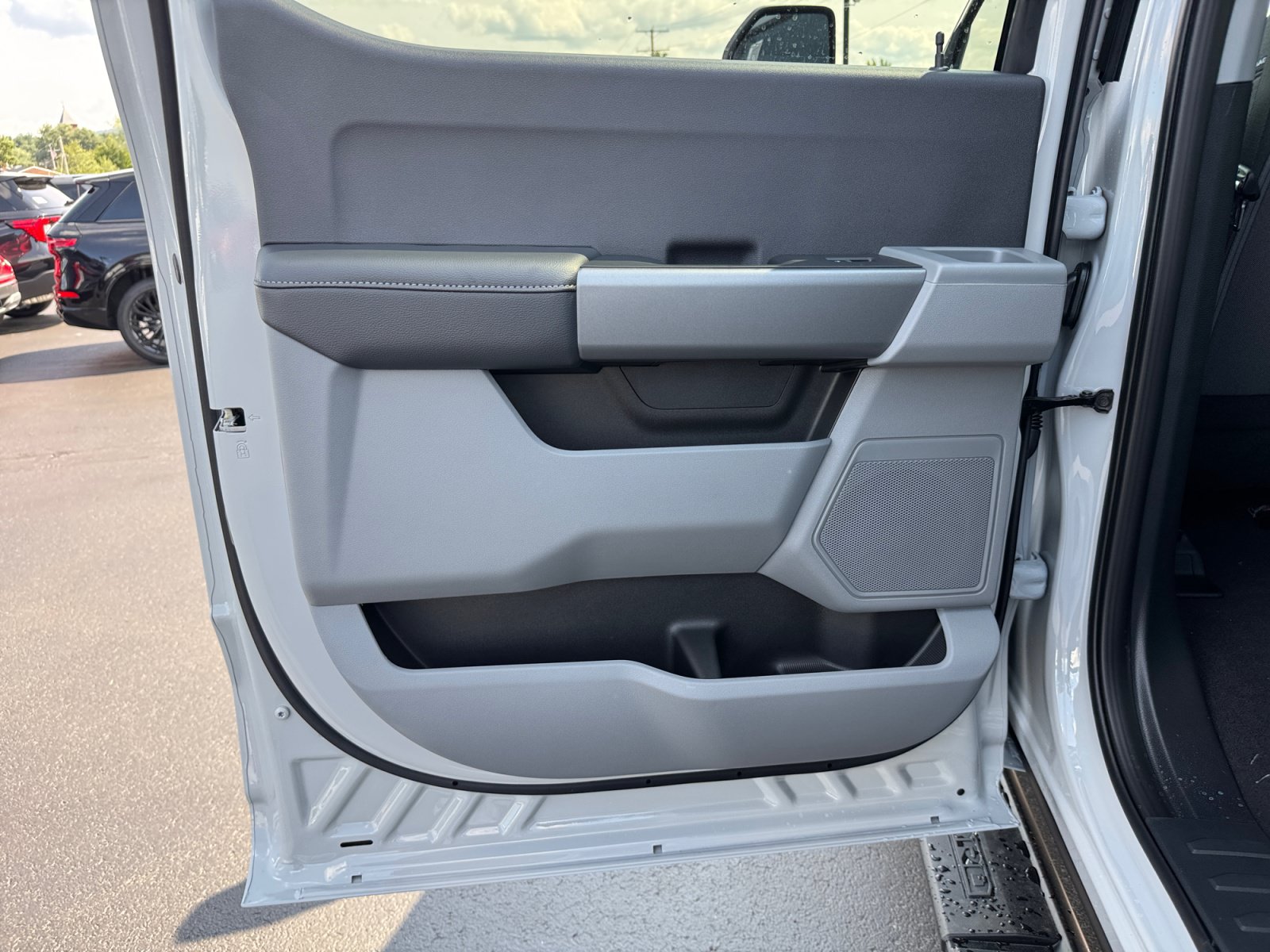 New 2026 Ford F250 XL w/ STX Appearance Package AWD/4WD image 25