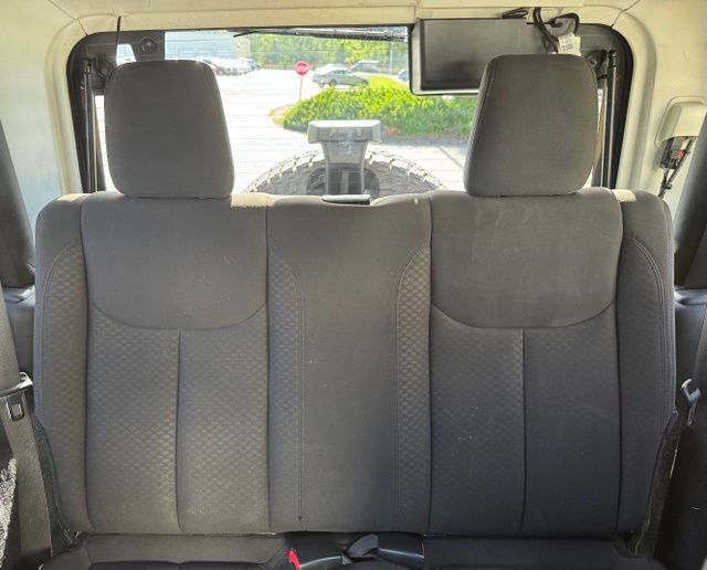 Used 2017 Jeep Wrangler Sport AWD/4WD image 25