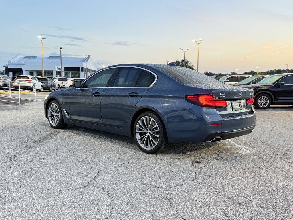 Used 2023 BMW 530i w/ Premium Package RWD image 7