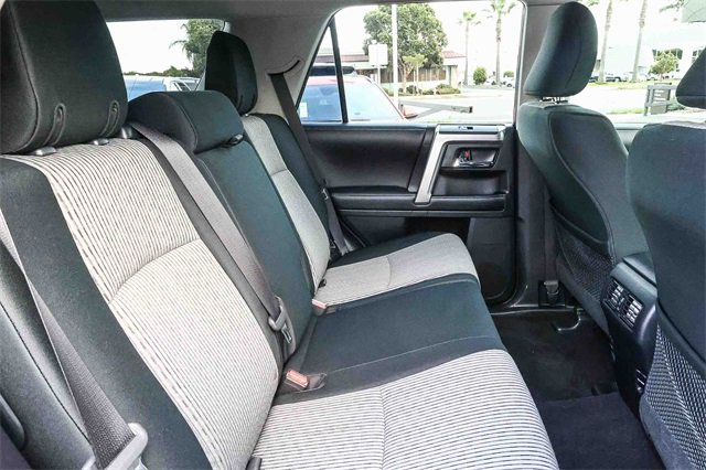 Used 2018 Toyota 4Runner SR5 image 18