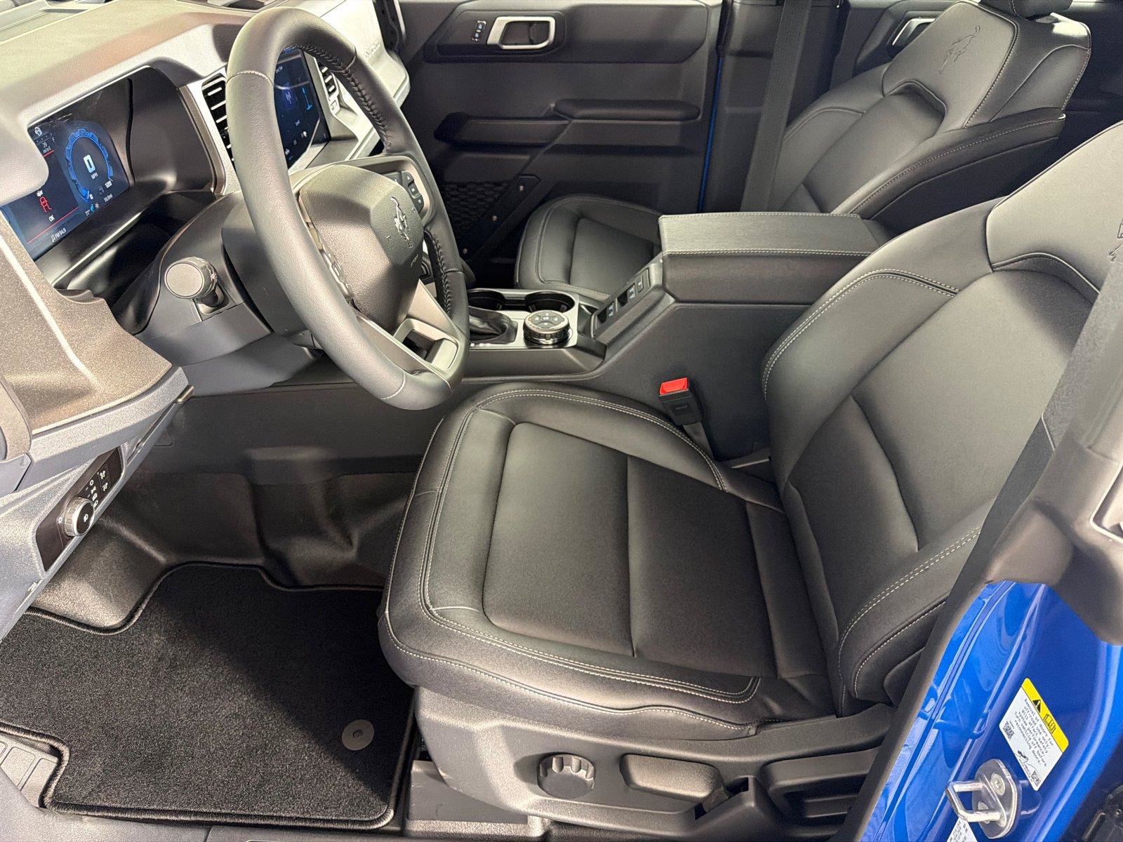 New 2026 Ford Bronco Big Bend w/ Black Diamond Package AWD/4WD image 9