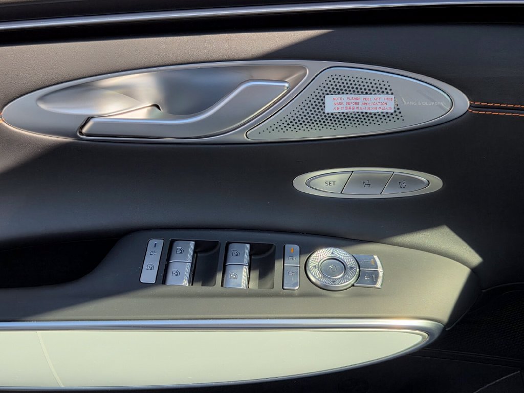 New 2026 Genesis GV70 2.5T Sport Prestige AWD/4WD image 23