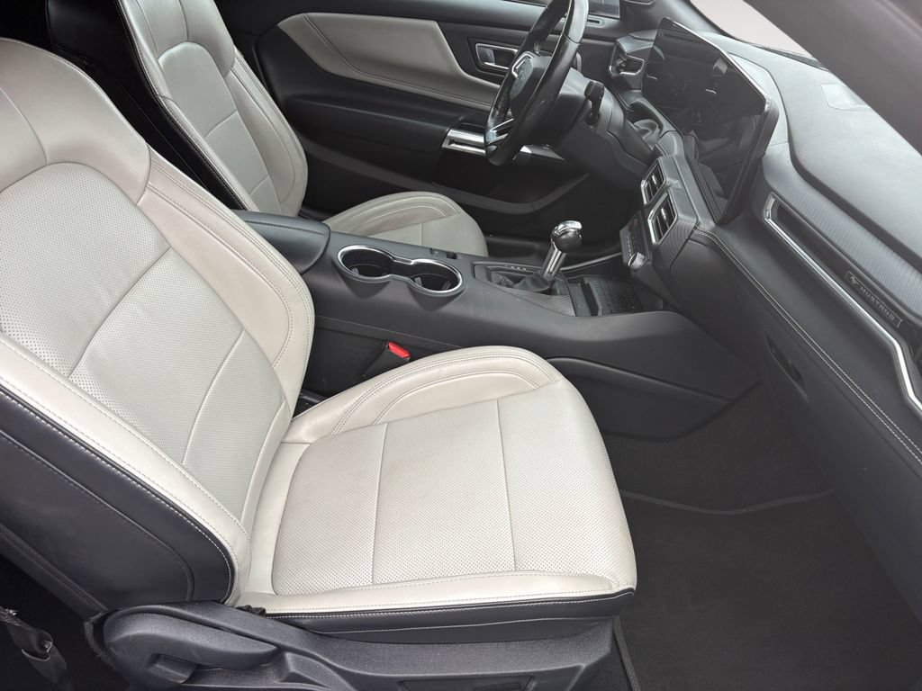 Used 2024 Ford Mustang Premium RWD image 15