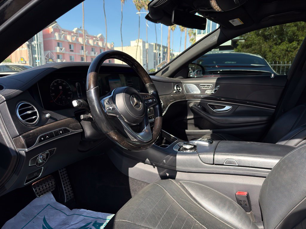 Used 2019 Mercedes-Benz S 560 Sedan image 17