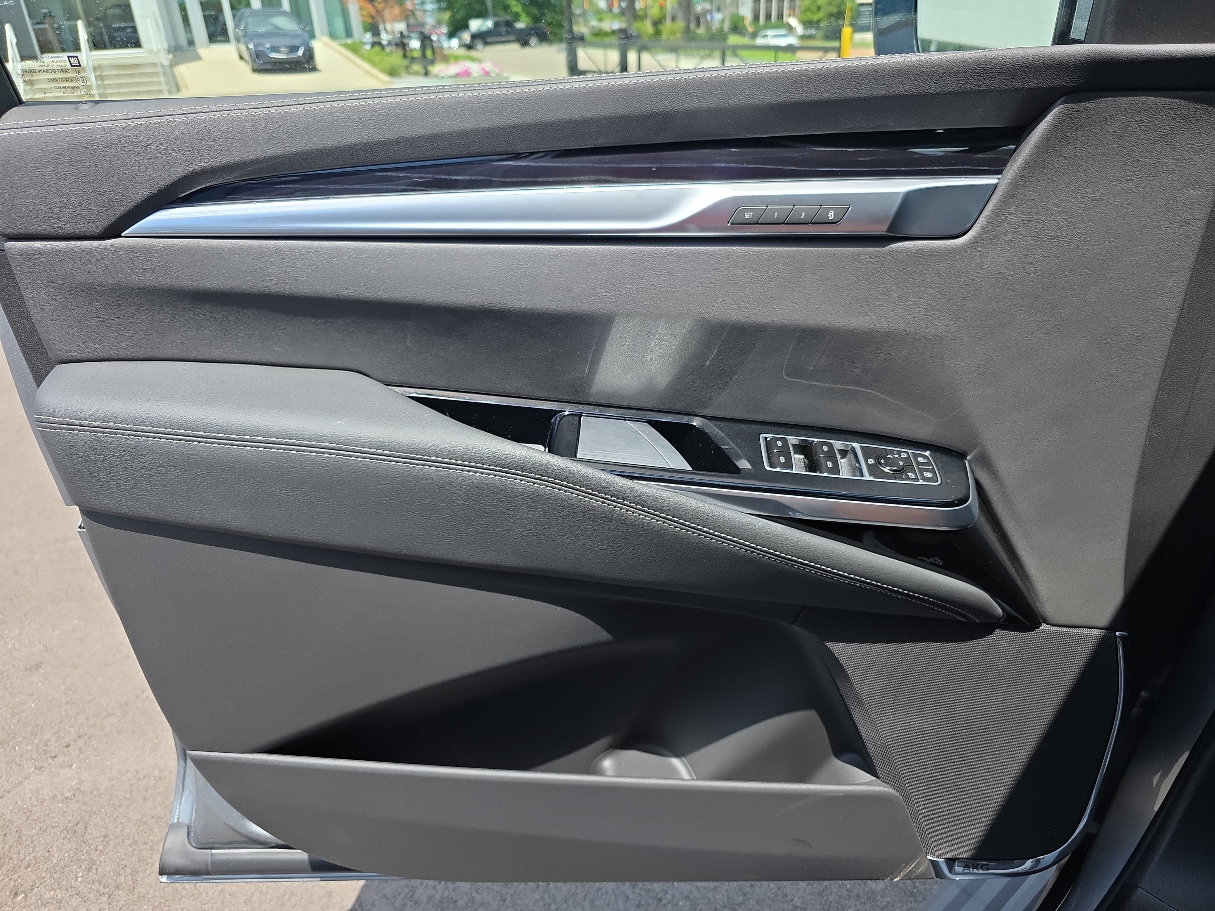 New 2026 Cadillac Escalade Sport w/ Touring Package AWD/4WD image 9