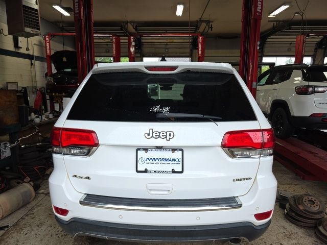 Used 2018 Jeep Grand Cherokee Limited AWD/4WD image 9