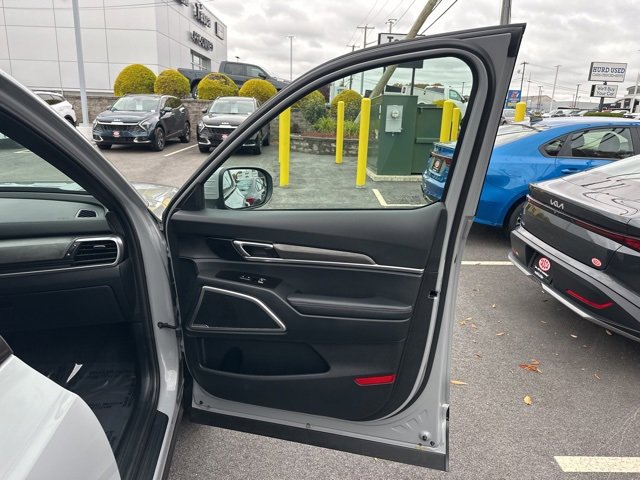 Used 2025 Kia Telluride EX X-Line image 39