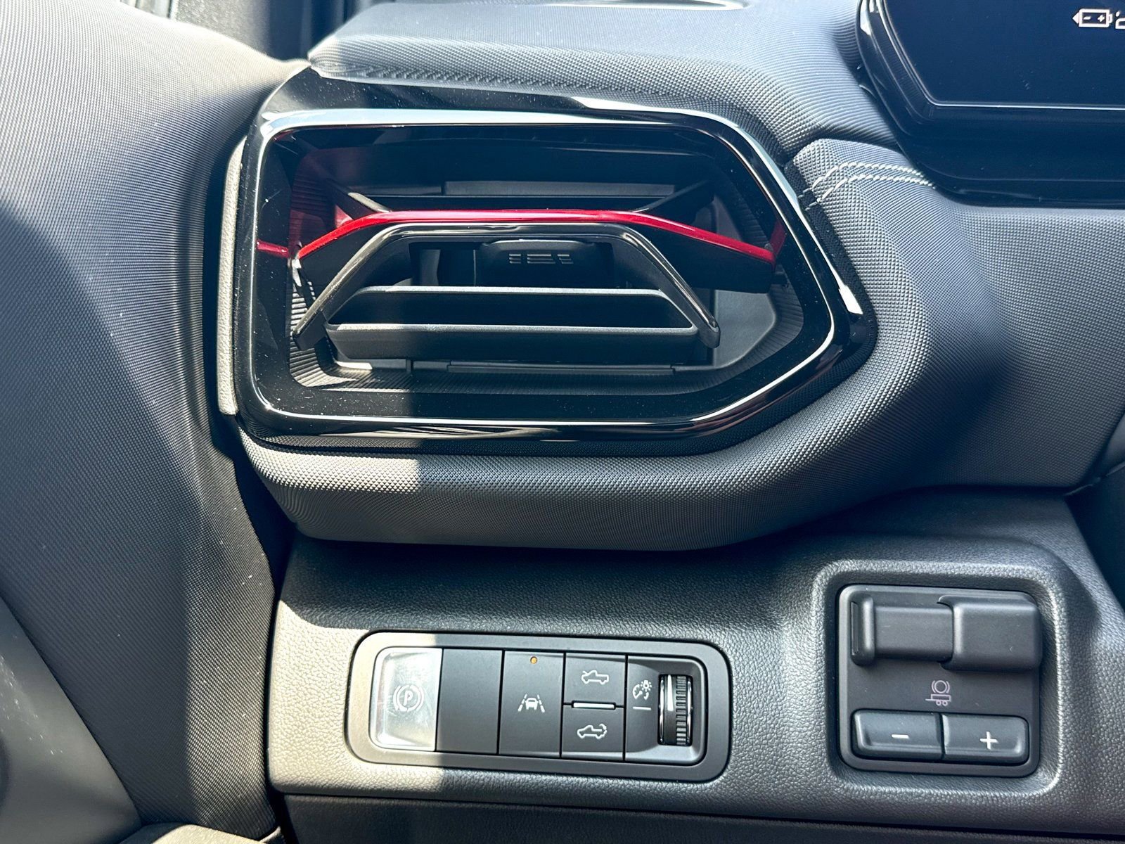 New 2026 Chevrolet Silverado EV Trail Boss w/ Plus Package AWD/4WD image 23