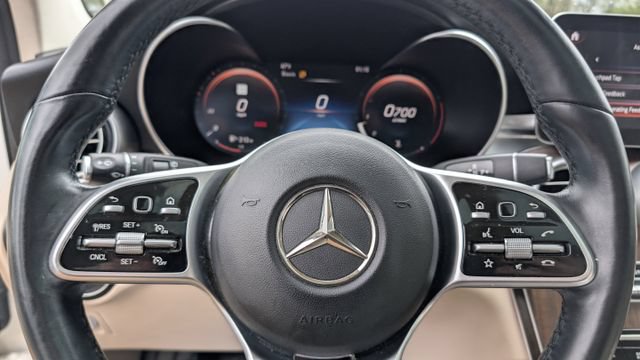 Used 2021 Mercedes-Benz GLC 300 4MATIC image 19
