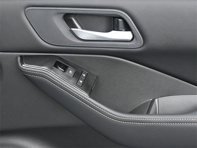 New 2026 Nissan Rogue SV image 33