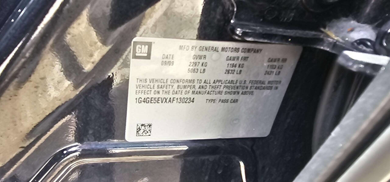 Used 2010 Buick LaCrosse CXS FWD image 12