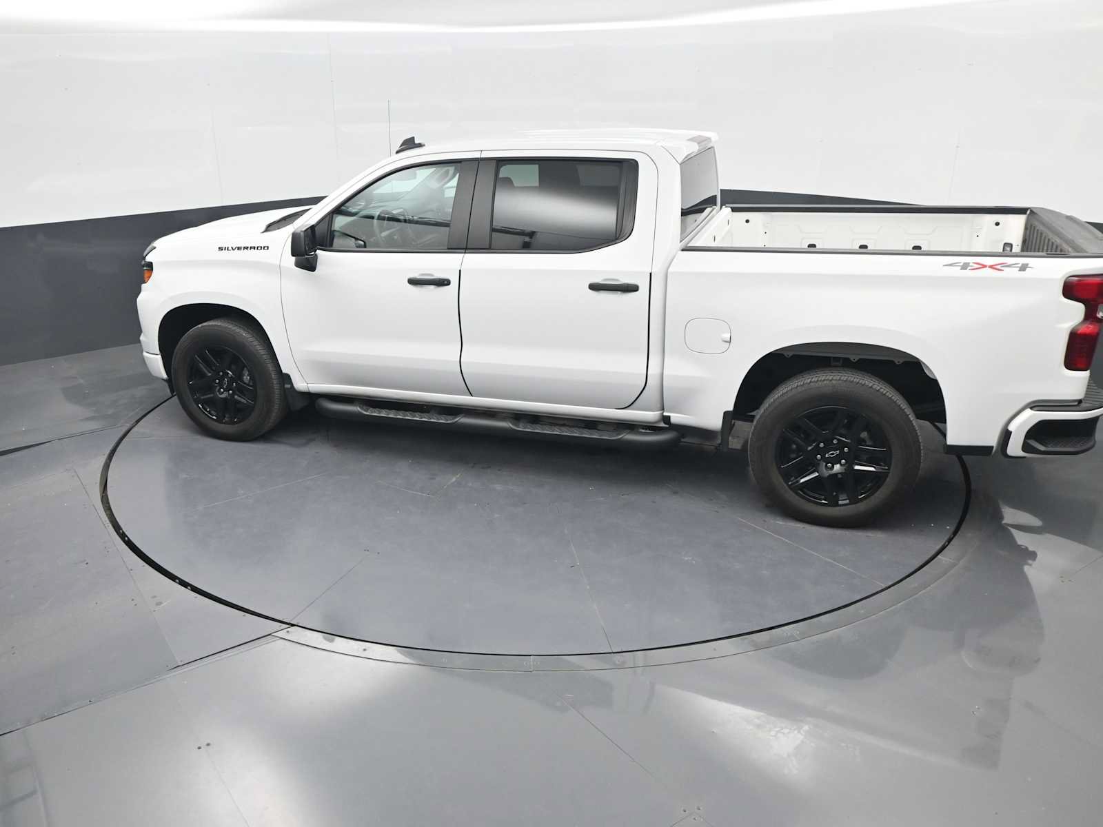 Used 2024 Chevrolet Silverado 1500 Custom w/ LPO, Dark Essentials Package AWD/4WD image 28