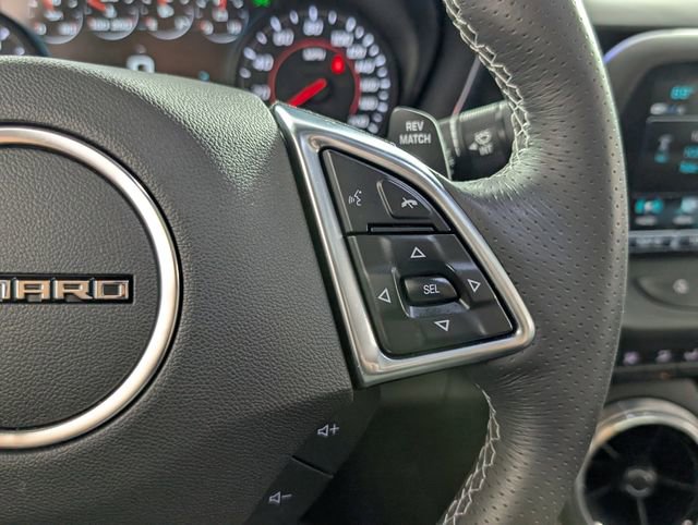 Used 2018 Chevrolet Camaro SS image 27
