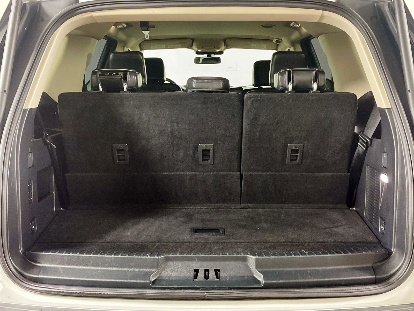 Used 2024 Ford Expedition XLT image 26