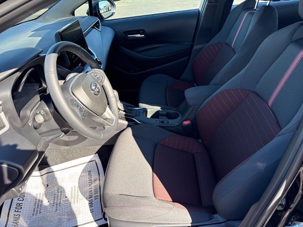Used 2026 Toyota Corolla SE FWD image 7