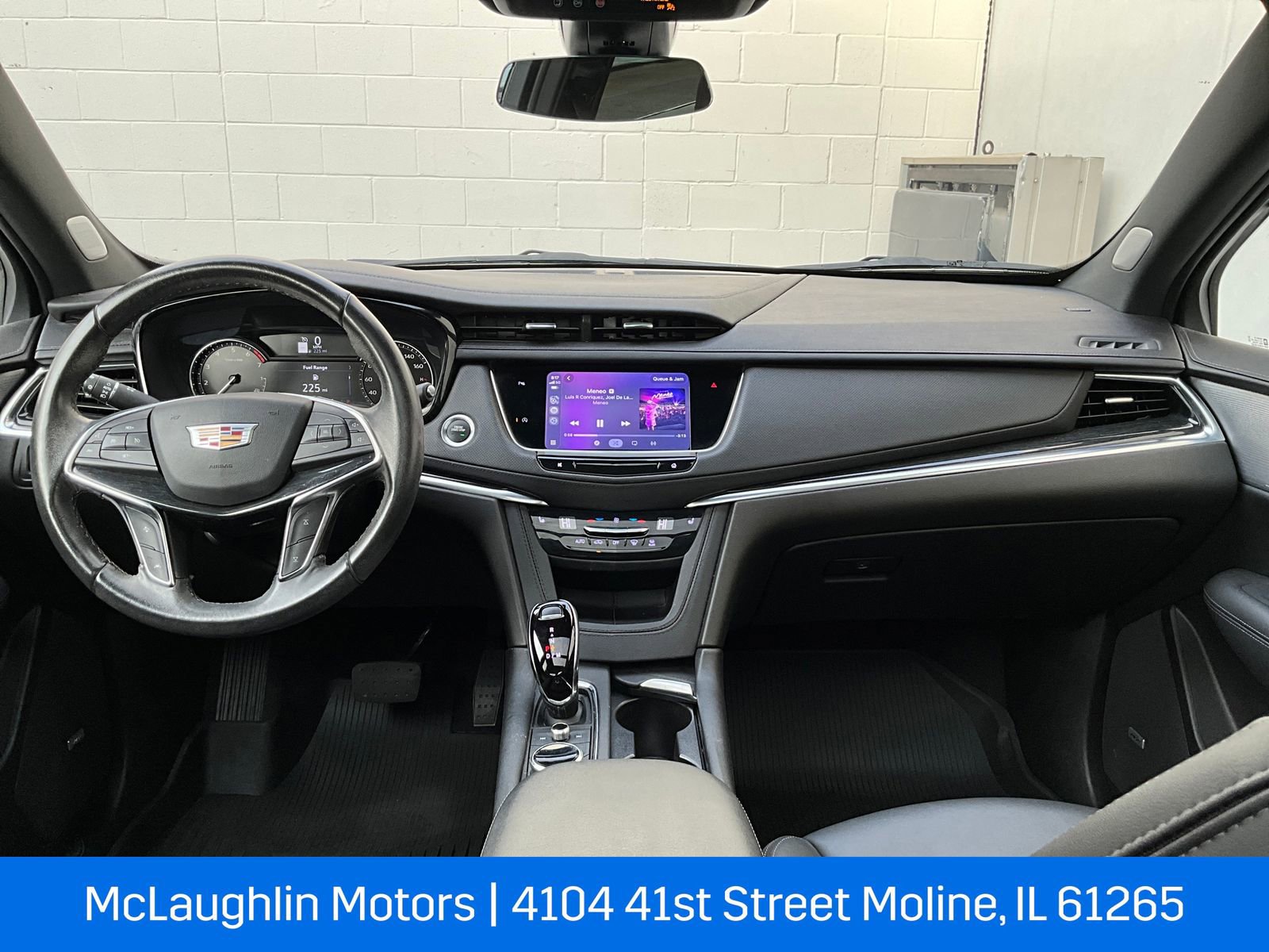 Certified 2022 Cadillac XT5 Premium Luxury w/ LPO, Floor Liner Package image 14