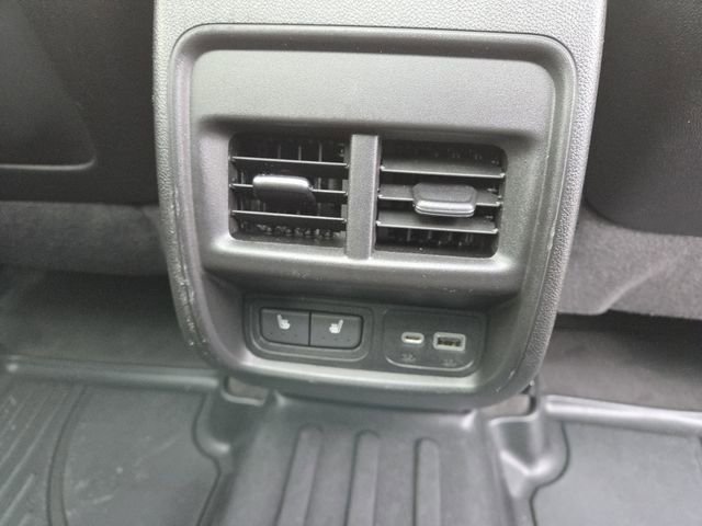 Used 2024 Cadillac XT4 Premium Luxury w/ Technology Package image 18