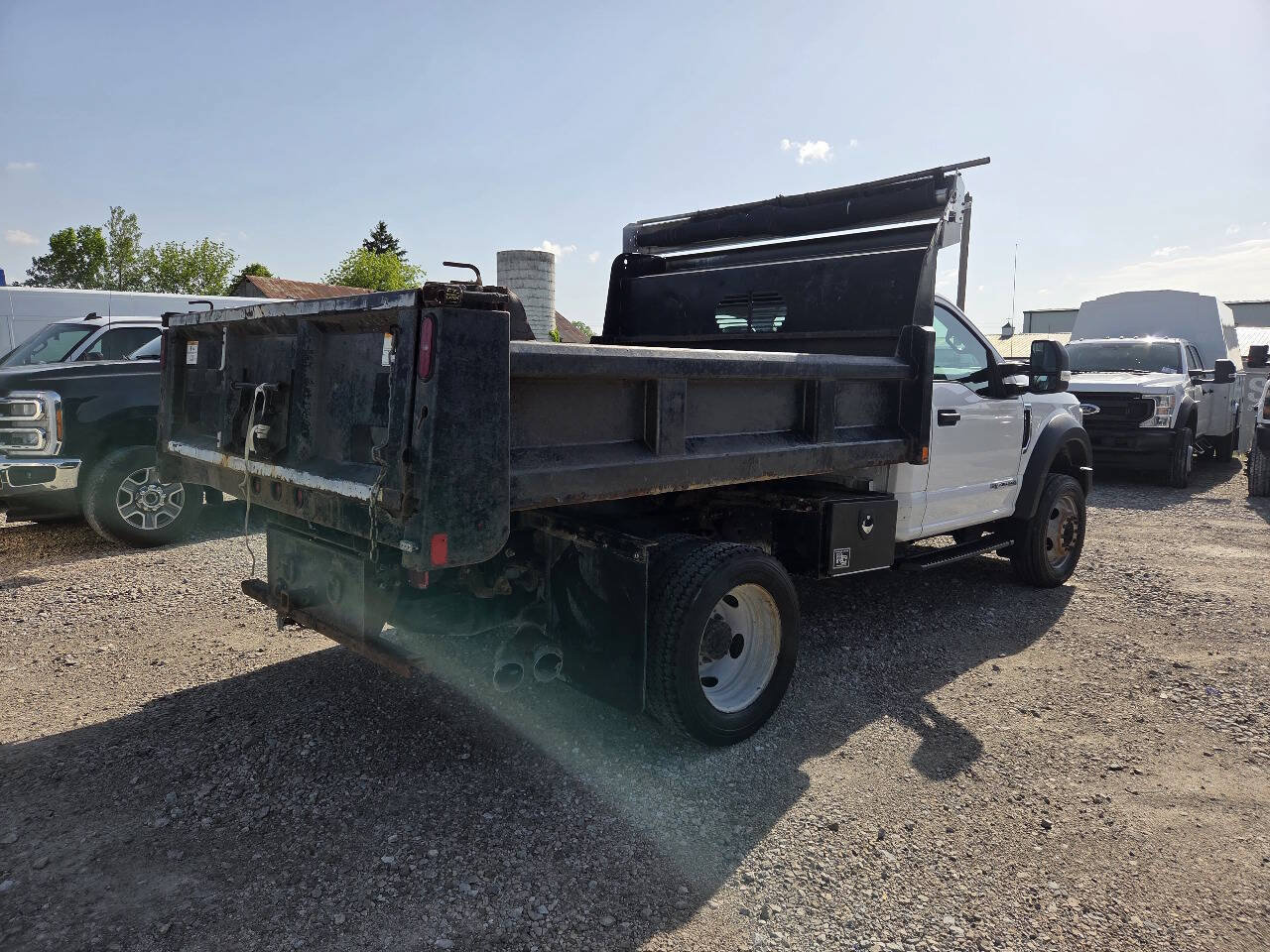 Used 2019 Ford F550 4x4 Regular Cab Super Duty image 6
